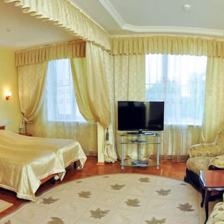 Интерьер 2 местного 1 комнатного Люкса Студия, Люкс-корпус санатория Кругозор в Кисловодске