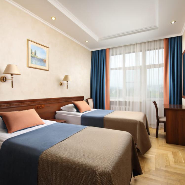 2 местный 1 комнатный Стандарт, Главный корпус санатория Кругозор в Кисловодске